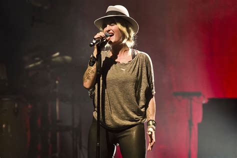 June 5, 2021 • o'fallon, mo. 13.000er-Konzert in Düsseldorf: Sarah Connor rechtfertigt sich