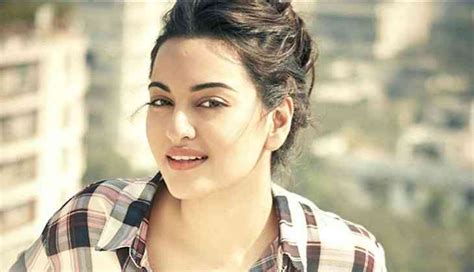 Happy Phirr Bhag Jayegi Actress Sonakshi Sinha Confirms Salman Khan Starrer Dabangg 3 Heres