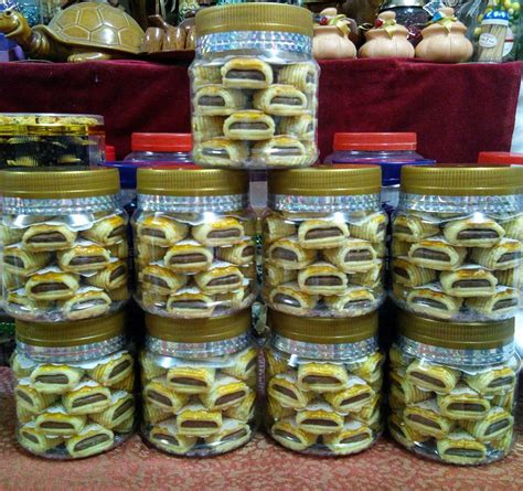 Cadbury Roll Tart Guna 4 Bahan. Biskut Raya Viral 2018 ...