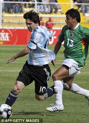Y por el momento, después del triunfo del lunes de argentina y de la derrota de chile ante paraguay, la selección quedó primera en el grupo a y hoy. Lionel Messi to be celebrated 'for his human and sporting ...