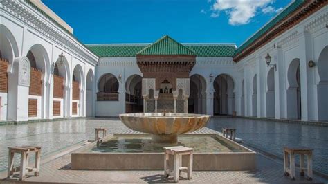 القرويين بالمغرب الجامعة الأقدم في العالم شيدتها امرأة