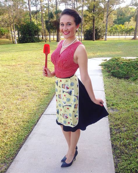 1950s Housewife Mad Men Inspired Halloween Costume Super Easy To Put Together Happy