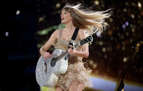 Taylor Swift Jokes About Sprinting Off Stage After Gig Malfunction