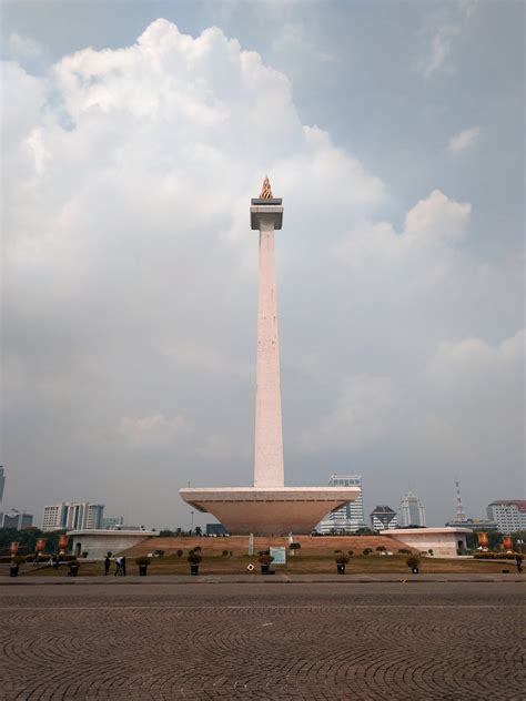 7 Spot di Tugu Monas Yang Wajib Dikunjungi Saat ke Jakarta