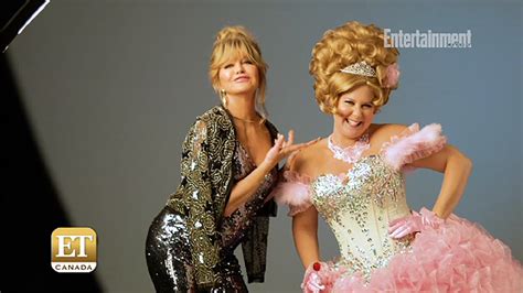 Goldie Hawn And Amy Schumers Ew Covershoot