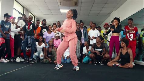 Amapiano Dance In Tanzania 🇹🇿 Kamo Mphela Song Youtube