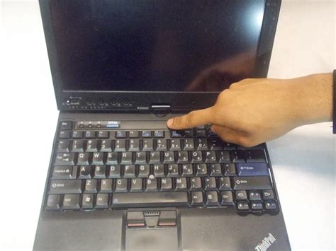 The keyboard backlight has three modes: Lenovo Thinkpad X201 Keyboard Key Replacement - iFixit ...