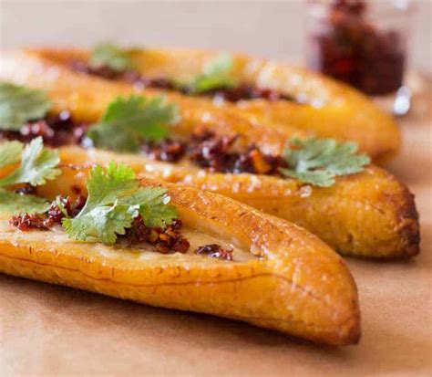 Cheesy Baked Plantains Recipe Sierra Leone Recipe Recipes From A Pantry