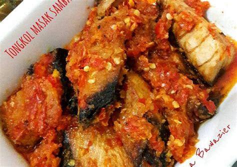 Resep ikan tongkol bakar sambal pedas, resep masakan ikan bakar yang cukup sederhana dengan hasil yang lezat dan pedas. Resep Ikan tongkol masak sambal oleh Lana Bawazier - Cookpad