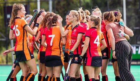 O rețea în care am încredere. Oranje-Rood Dames 1 - spelers en staf 2019/2020 - Hockey.nl