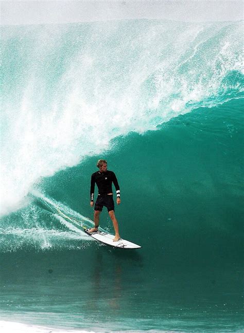 John John Florence In His Natural Habitat With Images Surfing Photography Surfing Surfing