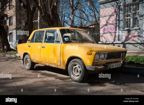 Waz 2106 Lada 1600 Car From Russian Car Manufacturer Avtovaz On