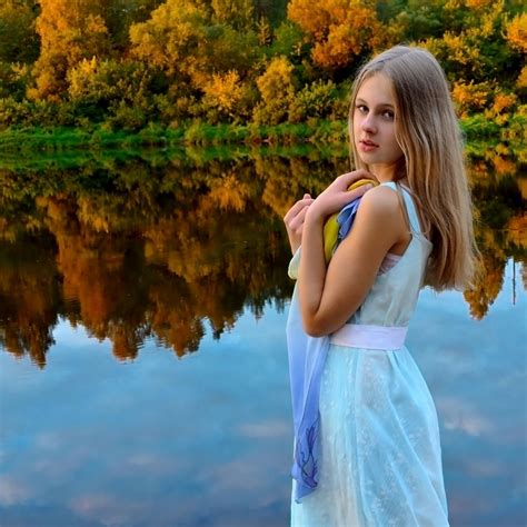 Girl And Landscape Ipad Air Wallpapers Free Download