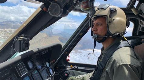 افغان پائلٹ جسے امریکی پیشکش ٹھکرانے اور بلیک ہاک ہیلی کاپٹر طالبان
