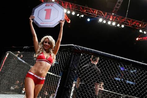 Ufc Découvrez Carly Baker La Première Octagon Girl Européenne