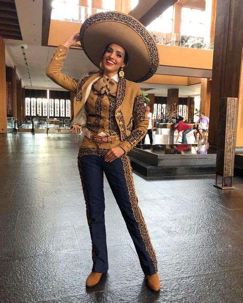 los 11 mejores formatos de video en 2020 formatos de video mariachi mujer traje de mariachi