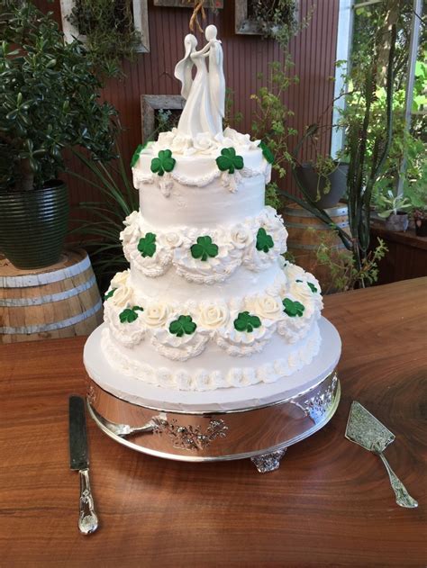 Irish Wedding Cake October 2017 Wild Berries Bakery And Cafe