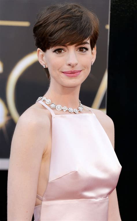 Anne Hathaway Poses Topless For Harpers Bazaar Recalls 2013 Oscar