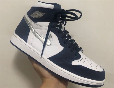From og colorways like the jordan 1 banned to collaborations like the jordan 1 travis scott, shop air jordan 1 shoes in every colorway and. Is the Air Jordan 1 High OG Japan Midnight Navy a Must-Cop ...