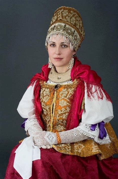 #macedonian #menswear and #womensfashion wearing #greek traditional #costumes from #veria in #macedonia , northern #greece. Traditional Russian clothing | Culture / Traditional ...