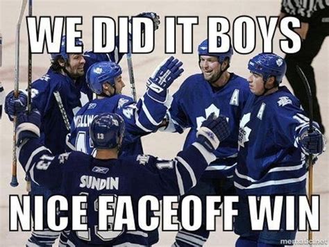 Ha I Love My Leafies But This Is Funny Funny Hockey Memes Hockey