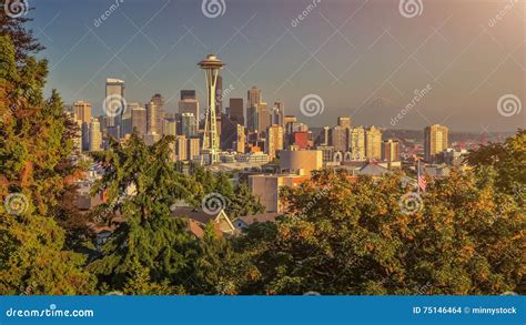 Seattle Skyline Panorama At Sunset From Kerry Park Wa Usa Stock Photo