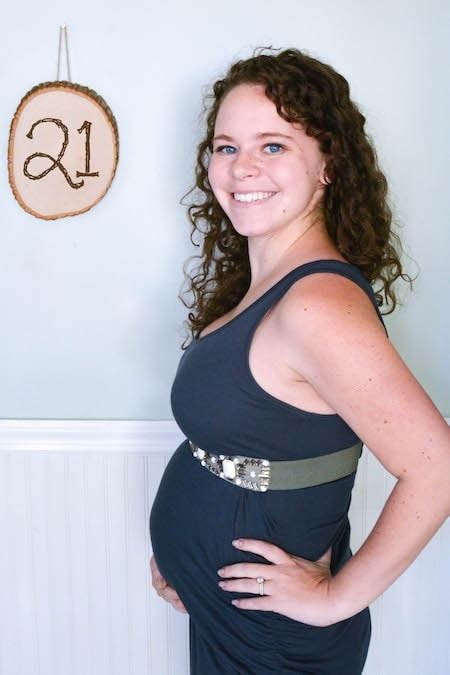 21weeks pregnant twiniversity