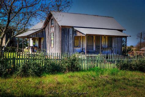 Texas Old Homestead Photograph by Allen Biedrzycki | Fine Art America