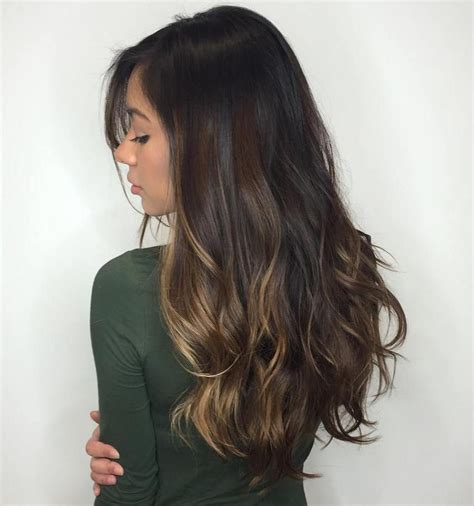 By breaking up the black hair with streaks of a lighter color, you can smoothly transition. 20 Jaw-Dropping Partial Balayage Hairstyles | Short hair ...
