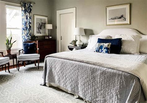 The design objective is up to you and how. What Size Rug Do I Need for My Bedroom - Design Morsels