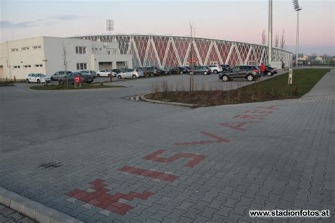 Kisvárda fc live score (and video online live stream*), team roster with season schedule and we may have video highlights with goals and news for some kisvárda fc matches, but only if they play. Kisvarda: Varkerti Stadion Kisvarda