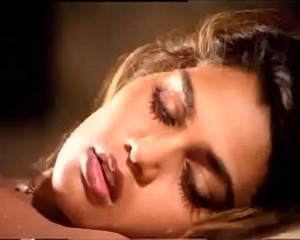 Silk Smitha Ilamaiyaana Paiyan Udan Sex Seiyum Sex Video Tamil Pornstar