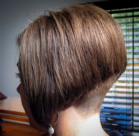mrs cb from the website inverted bob haircuts angled bob hairstyles stacked bob
