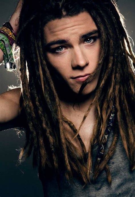 Momjunction brings a list of cool hairstyles with multiple style options for teenages. men with long dreadlocks | Tumblr