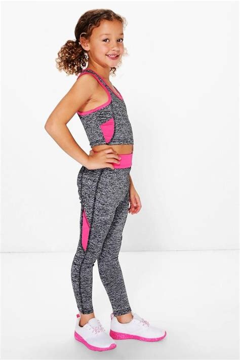 It can be worn during summer mainly because the temperatures will be down and you can show off some skin. boohoo Girls Sports Crop Top And Legging Sports Set | Moda ...