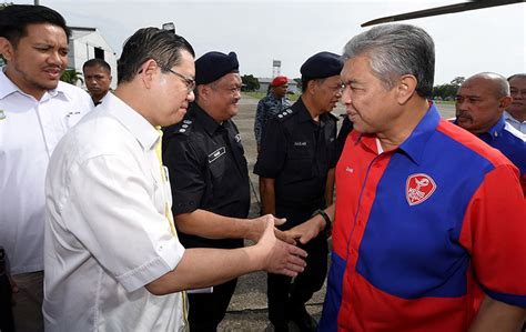 Menteri & timbalan menteri ; Pulau Pinang lumpuh dek banjir! | Astro Awani
