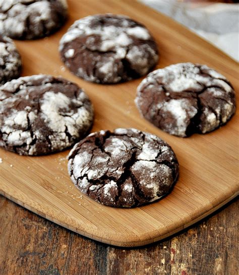 Now, if you are looking for christmas cookie recipes for kids, let me tell you something. Chocolate Olive Oil Crinkle Cookies & Giveaway!!! - Fuss ...