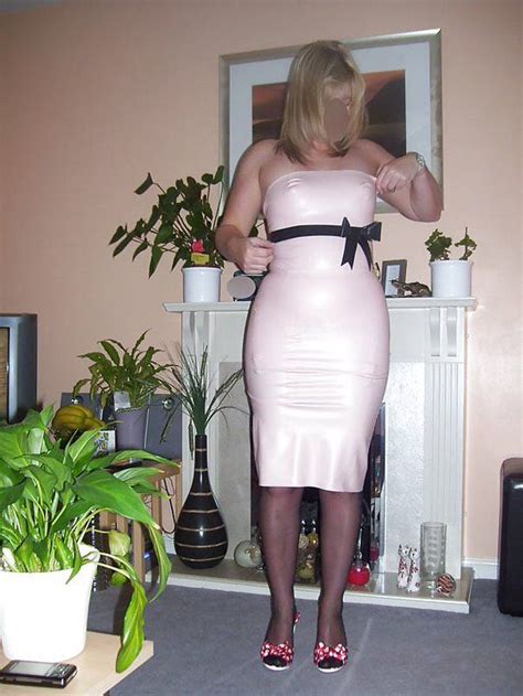 Pin By Nigel Latimer On The Elusive Garter Bumps Suspender Bumps