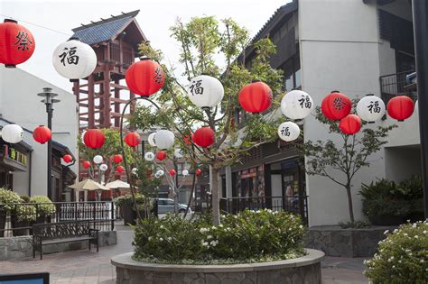 Japanese Village Plaza Things To Do In Little Tokyo Los Angeles