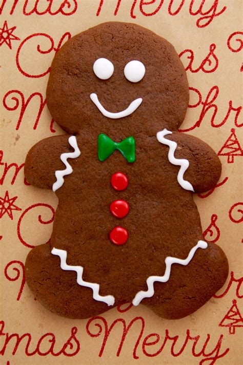 Irish christmas cookies, chocolate pots with irish cream liqueur and irish oatmeal cookies, me want… irish christmas cookies, ingredients: GIANT Single-Serving Christmas Cookies - Gemma's Bigger ...
