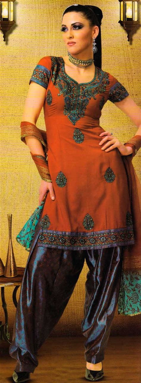 Embroidery On Salwar Kameez Embroidery Designs