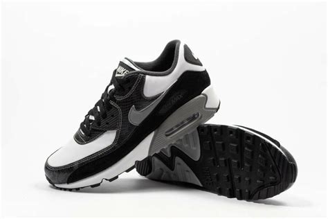 Nike Air Max 90 Qs Python Cd0916 100 Buy Online At Footdistrict