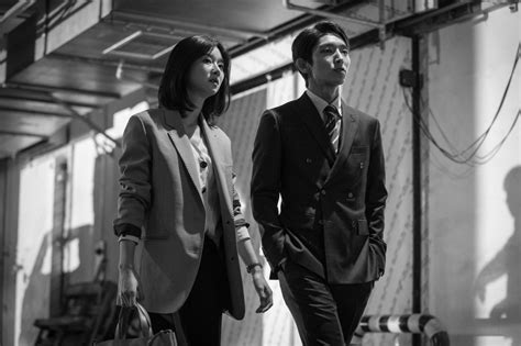 Lee Joon Gi And Seo Ye Ji Work Together On Their First Investigation For Lawless Lawyer Soompi