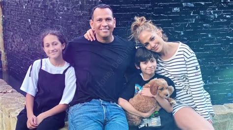 Jlo Jennifer Lopez Shared Adorable Fathers Day Video Montage For Alex