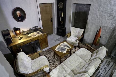 In Pictures Adolf Hitlers Bunker Recreated In Berlin Bbc News