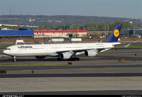 D Aiha Airbus A340 642 Lufthansa Bianca Renz Jetphotos