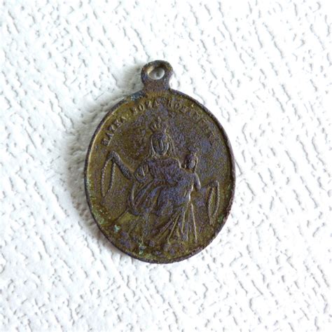 antique bronze catholic medal st dominik rosarii sacri regina etsy
