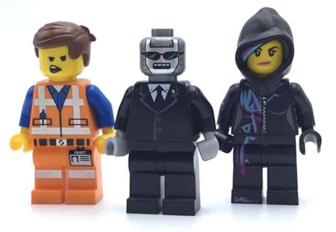 Lego Lot Of 3 Lego Movie Characters Wyldstyle And Emmet Robo Business