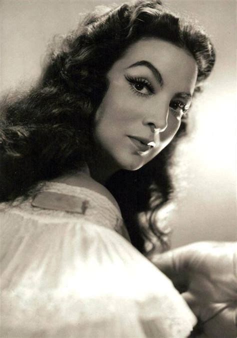 Maria Felix La Dona Mexican Actress Beloved By Her Fans Her Beauty