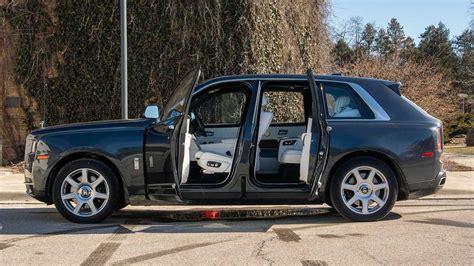 2019 Rolls Royce Cullinan Review High On Ecstasy